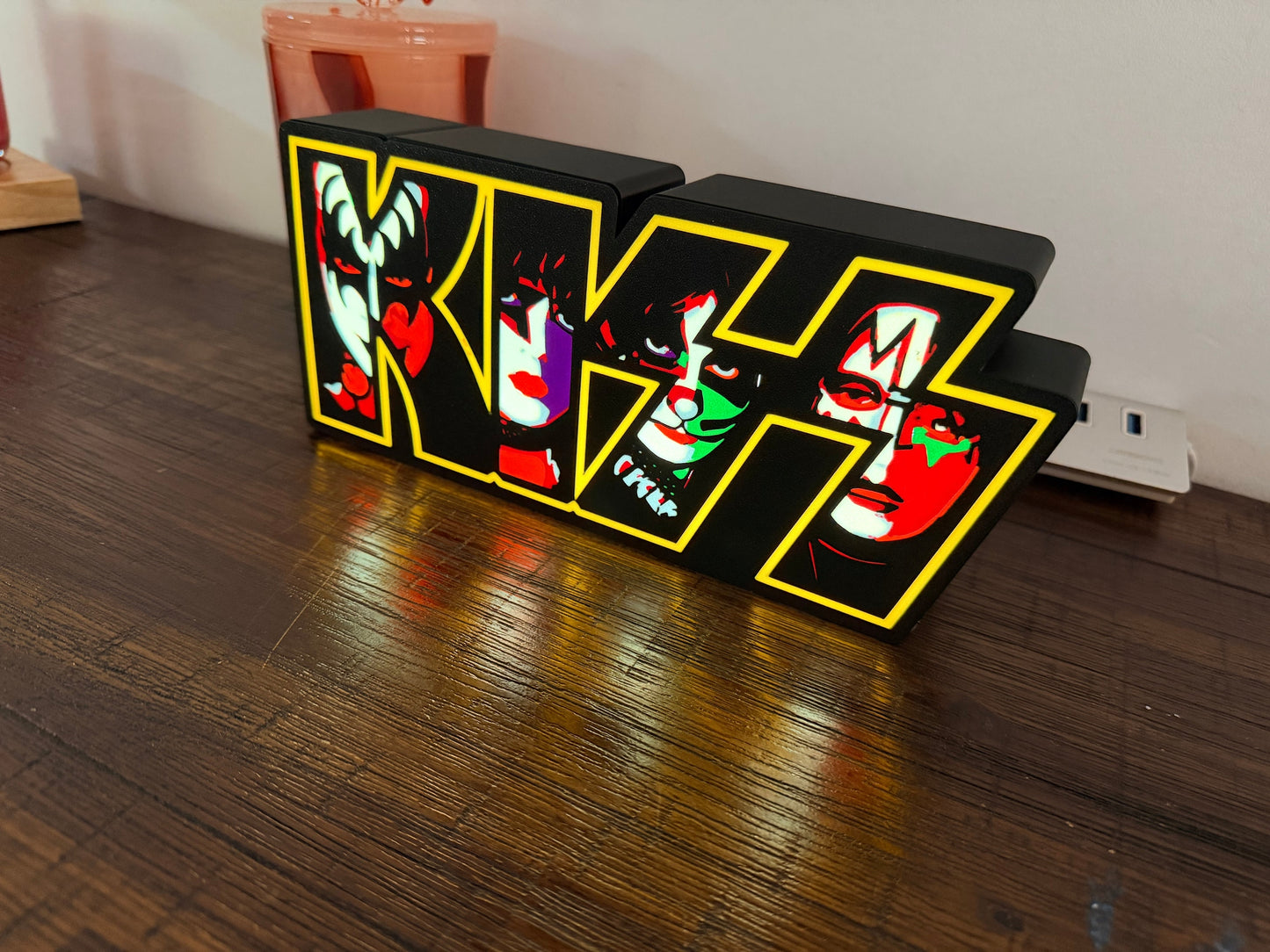 KISS Logo - LED Light Up Sign - USB Powered