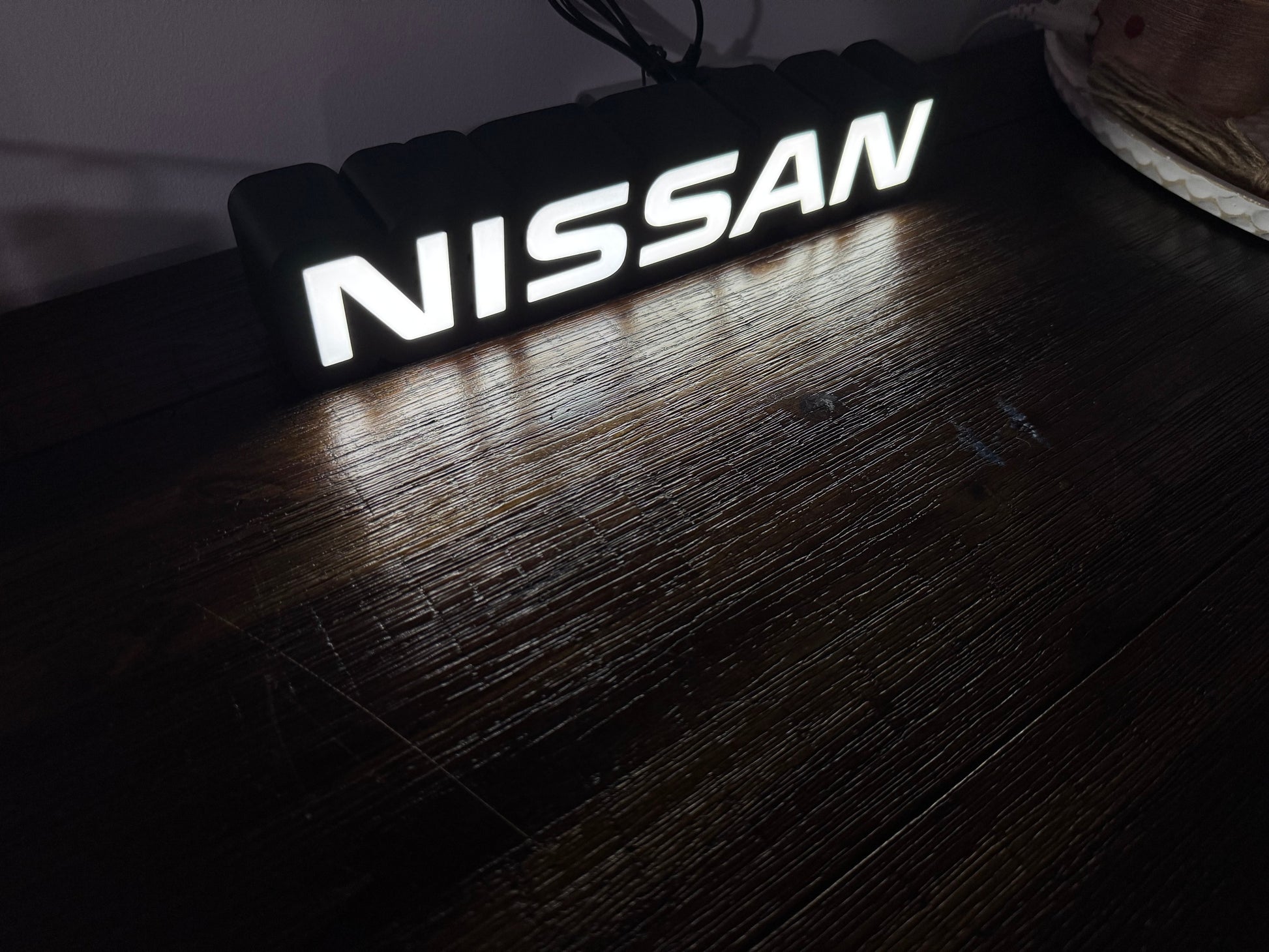Nissan Logo - Light up sign - USB Powered