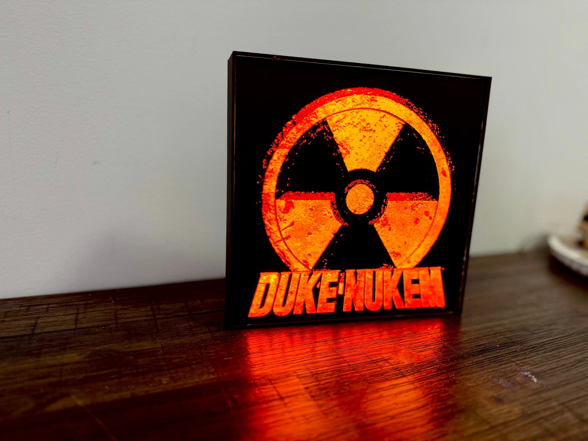 Duke Nukem 3D Light Up Logo / Sign - Great Depth Effect & detail - USB powered, LED Lit!