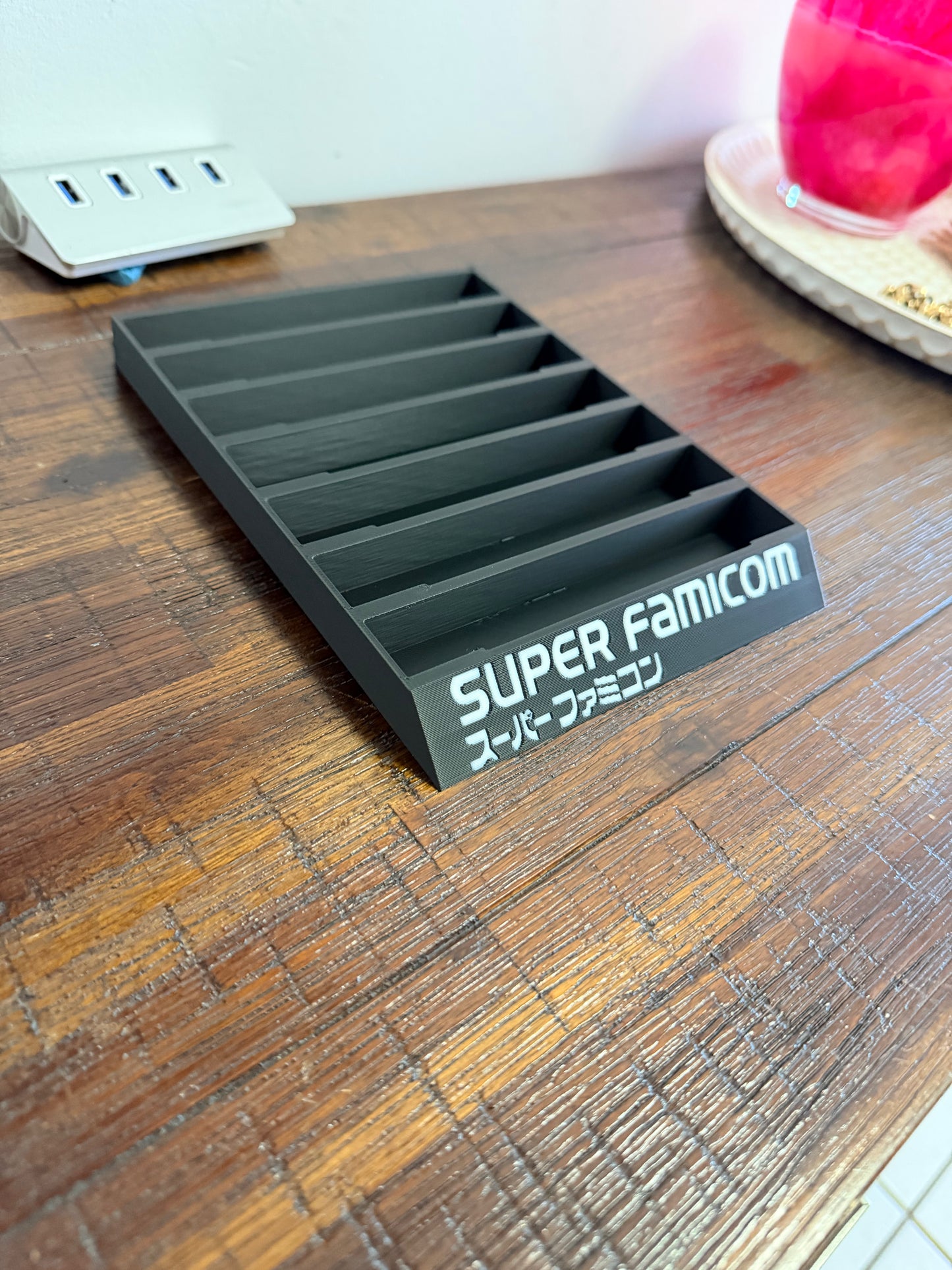 Super Nintendo / Super Famicom Game Holder - Coloured Text / Logo - Holds 7 Games - Bright!