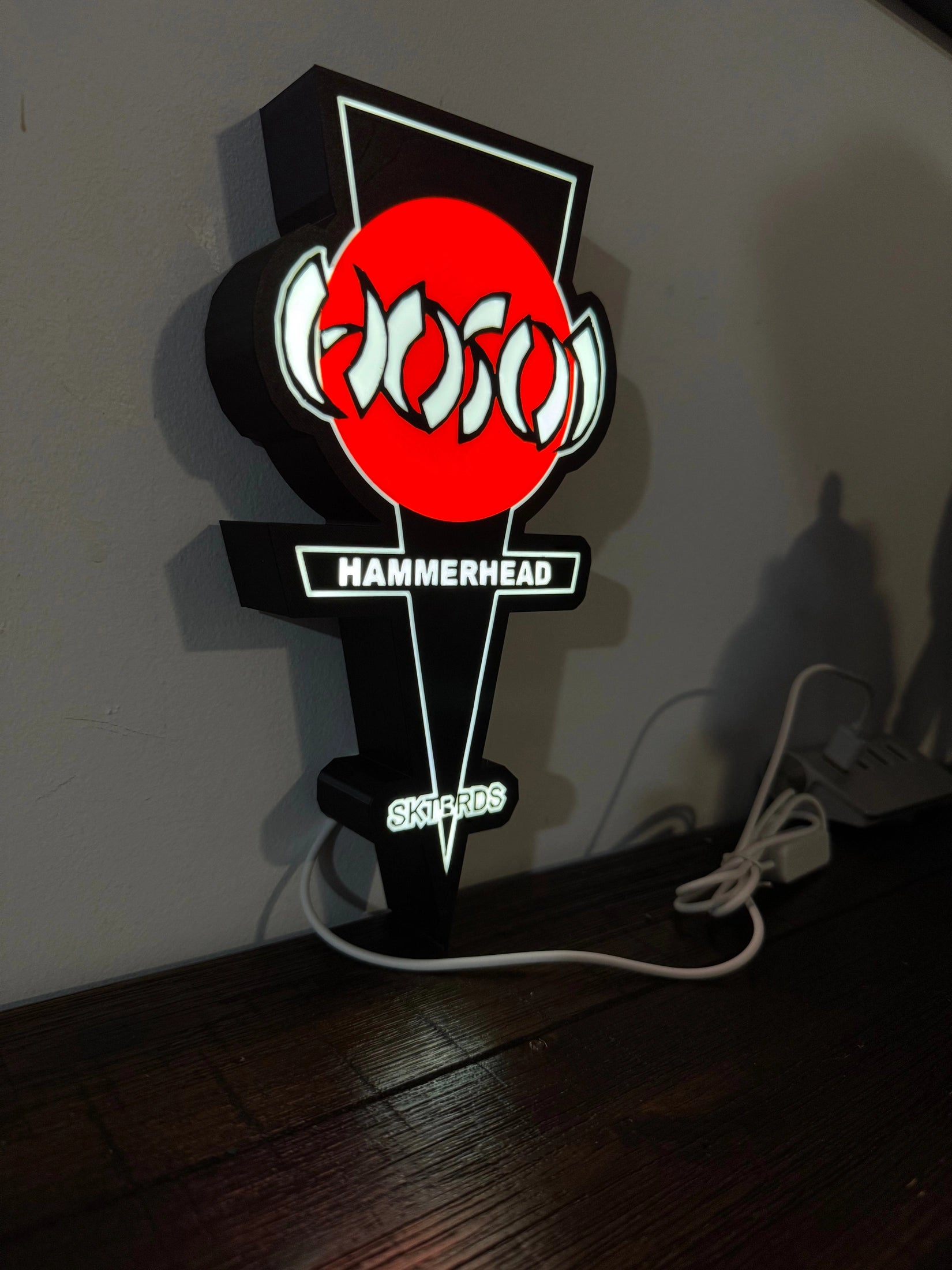 HOSOI Hammerhead SKTBRDS Logo - Skate - LED Light up logo / Sign - USB Powered Wall Art