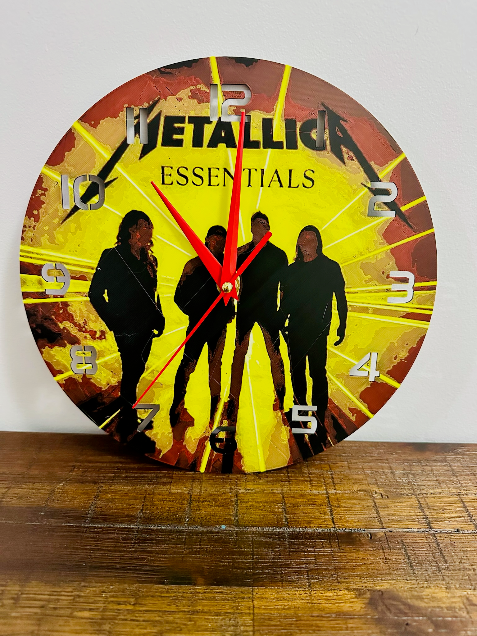 Rock Around the Clock! Metallica Clock - Silent Mechanism and easy to hang