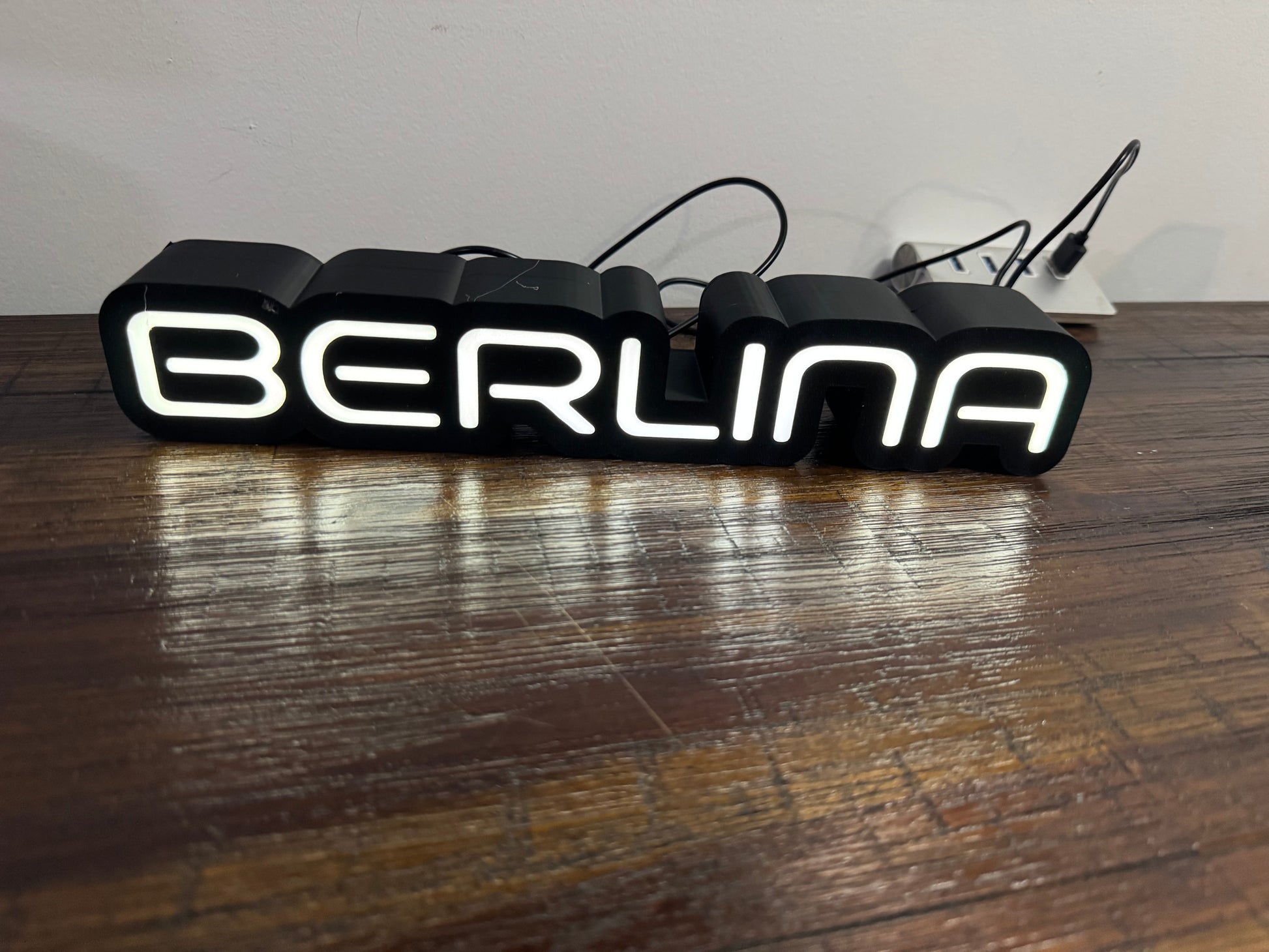 Holden Berlina Badge Logo - Light Up Artwork / Wall Art / Sign