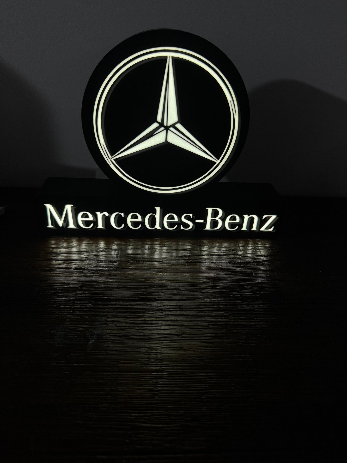 Mercedes-Benz Logo - LED Light Up Display - USB Powered