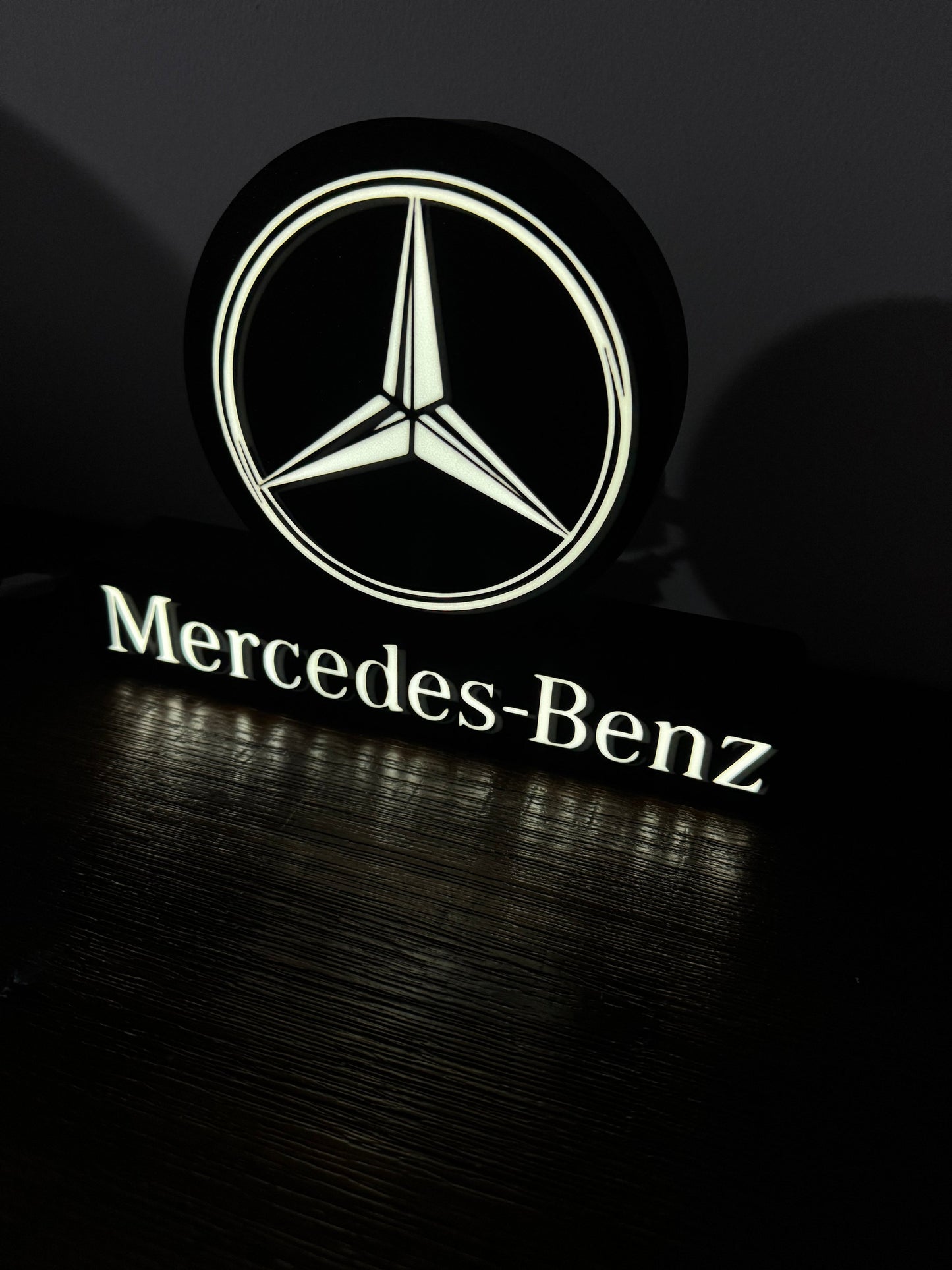 Mercedes-Benz Logo - LED Light Up Display - USB Powered