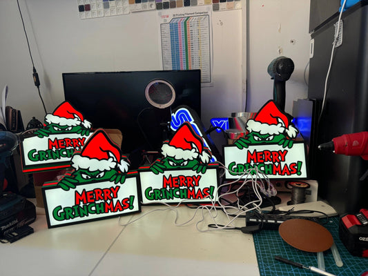 Merry Grinchmas - Peeking Grinch LED Light up sign / Wall Art
