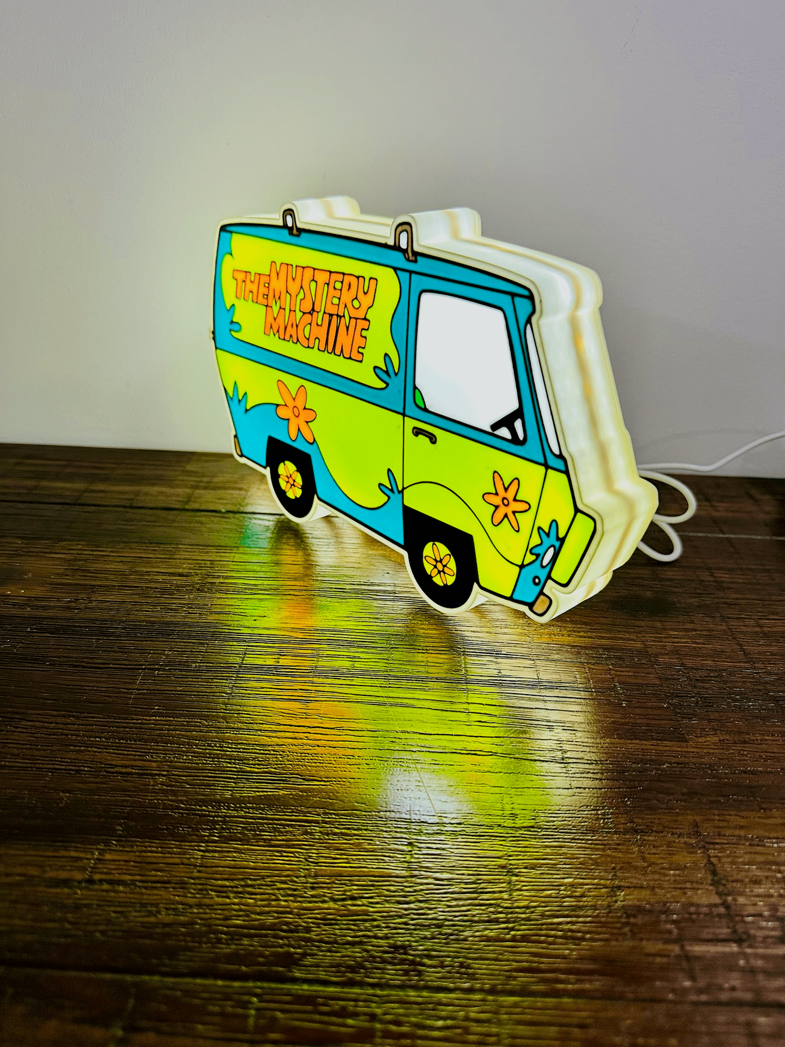 The Mystery Machine - Scooby Doo - Light Up Sign / Night Light - USB Powered