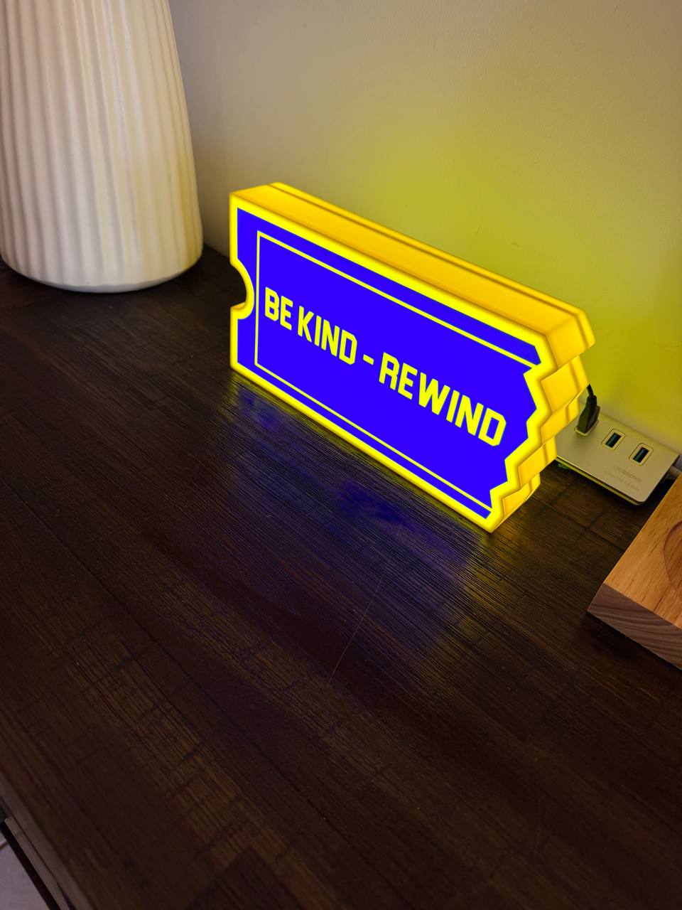 Be Kind Rewind Illuminated LED Sign, USB-Powered LED Night Light, Retro Video Store Wall Art