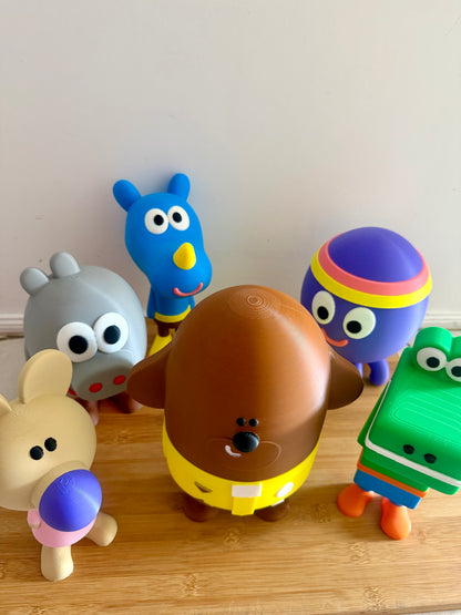Hey Duggee Character Figurine Set – 6 Unique Collectables