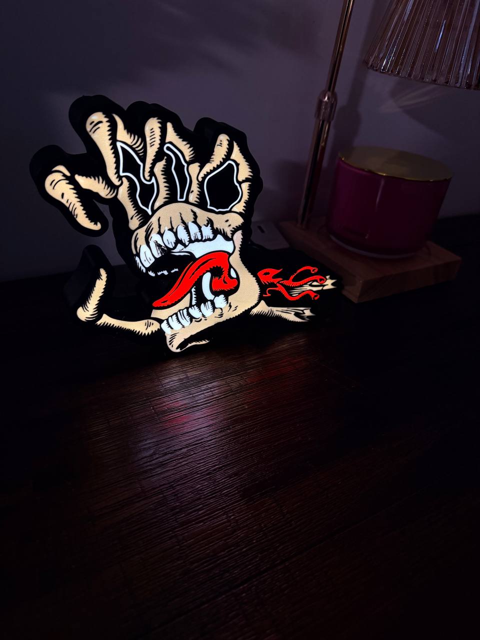 Santa Cruz Screaming Hand LED Sign - in home setting