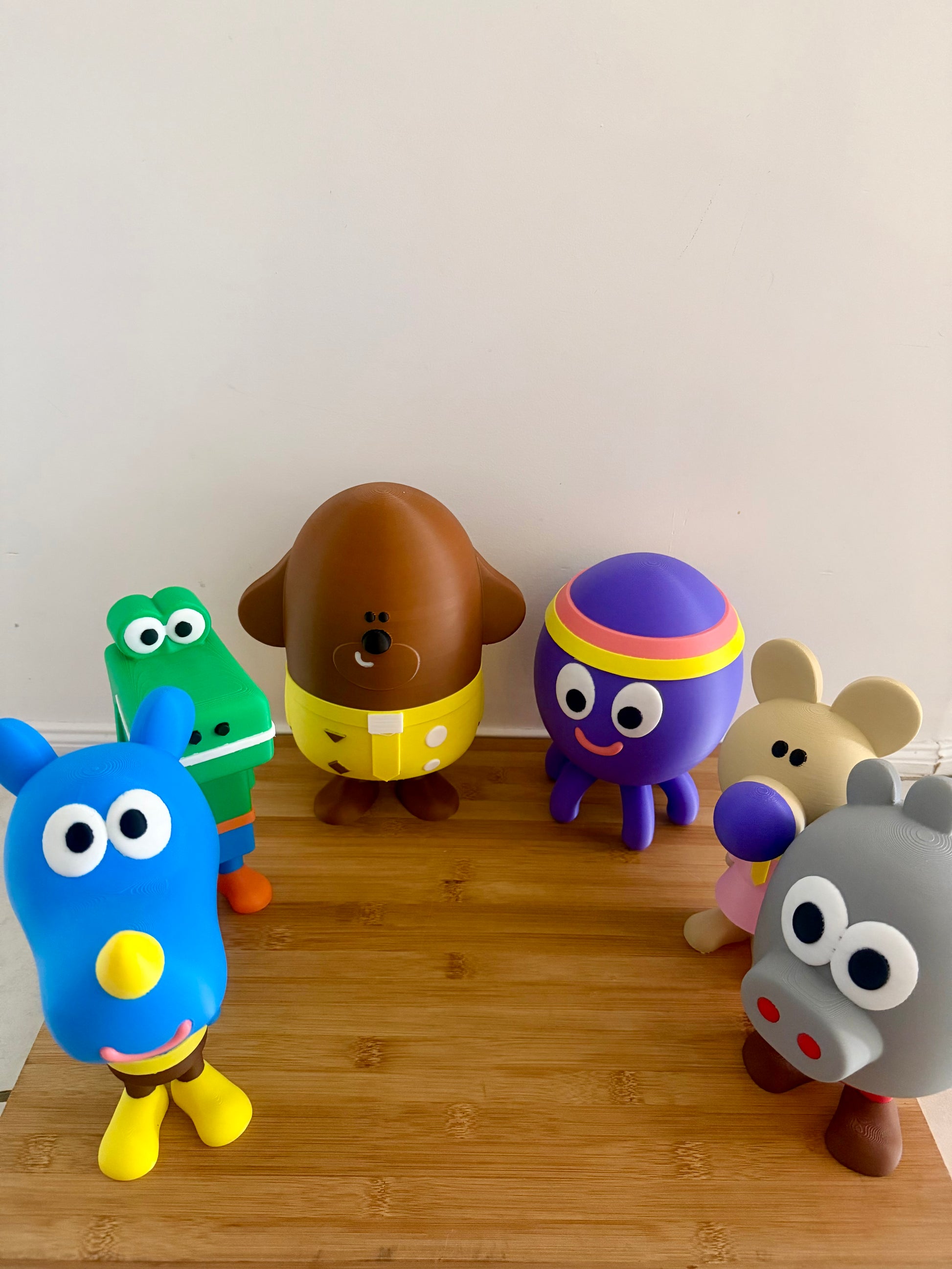 Hey Duggee Character Figurine Set – 6 Unique Collectables