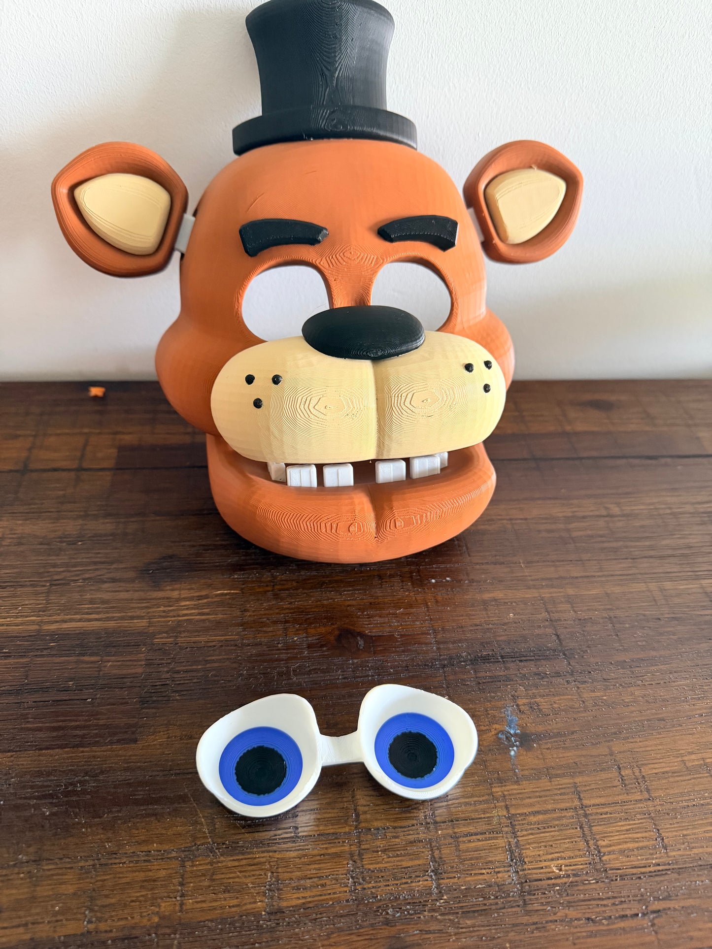 Five Nights at Freddy's – Freddy Fazbear 3D Printed Cosplay Mask / Wall Display