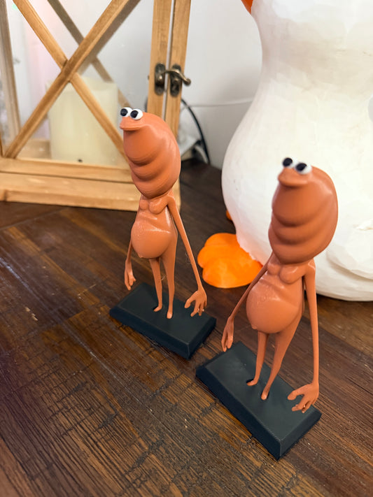 🐛 Marcus the Worm – Figurine - With Stand