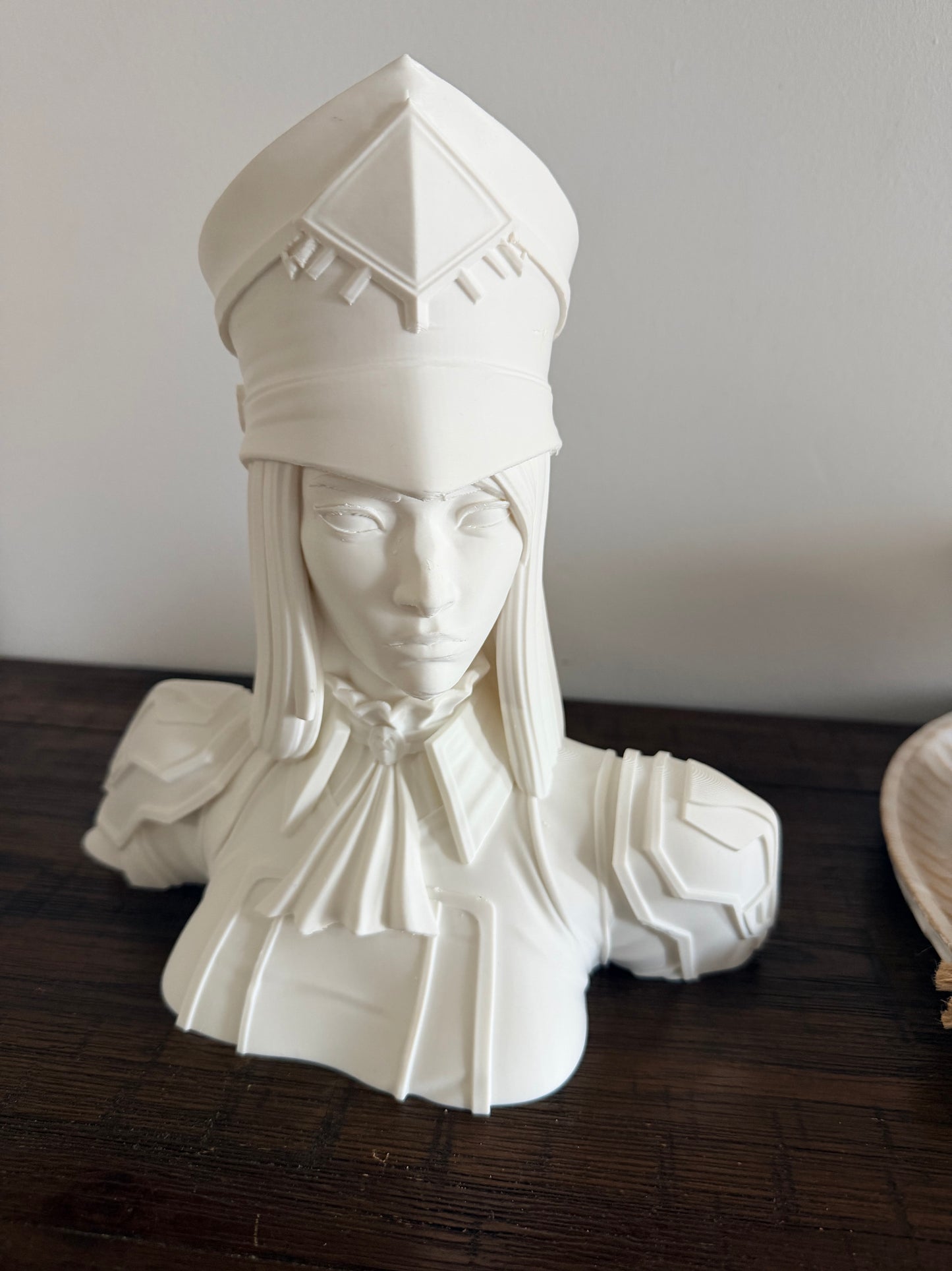 Arcane: Caitlyn Bust Statue - 24cm Tall, Matte Finish